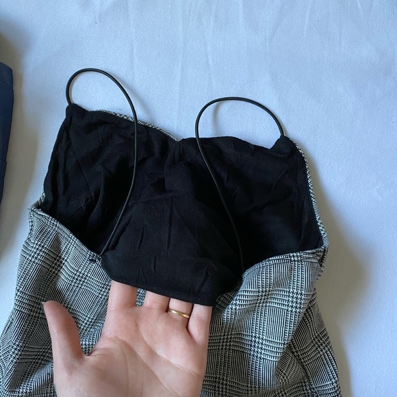 Cropped camisole - Picture 3 of 4